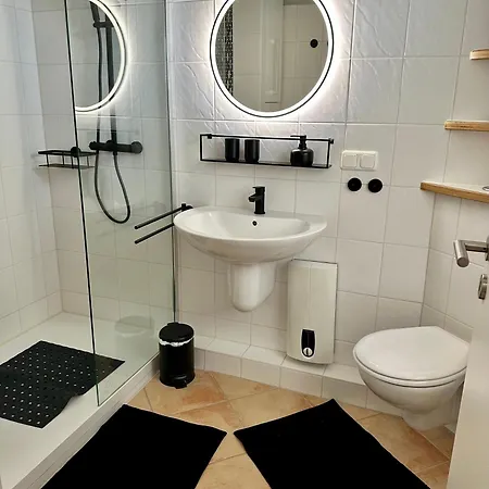 Апартаменты Panorama-appartement Goldene Ruh 408 Uferstr 2 Apparto Грёмиц